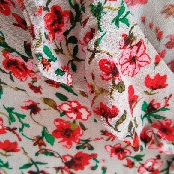 Banana Republic Puff Sleeve Red Floral Blouse Rayon S - Picture 5 of 10